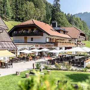 navštívit hotel