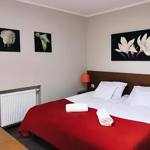Hotel apartamentowy Astral 