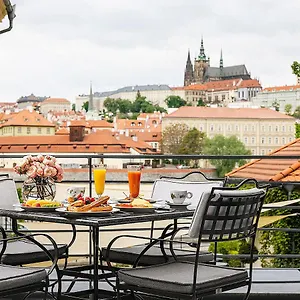 Hotel Four Seasons *****