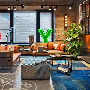 Hotel Moxy Praga ***